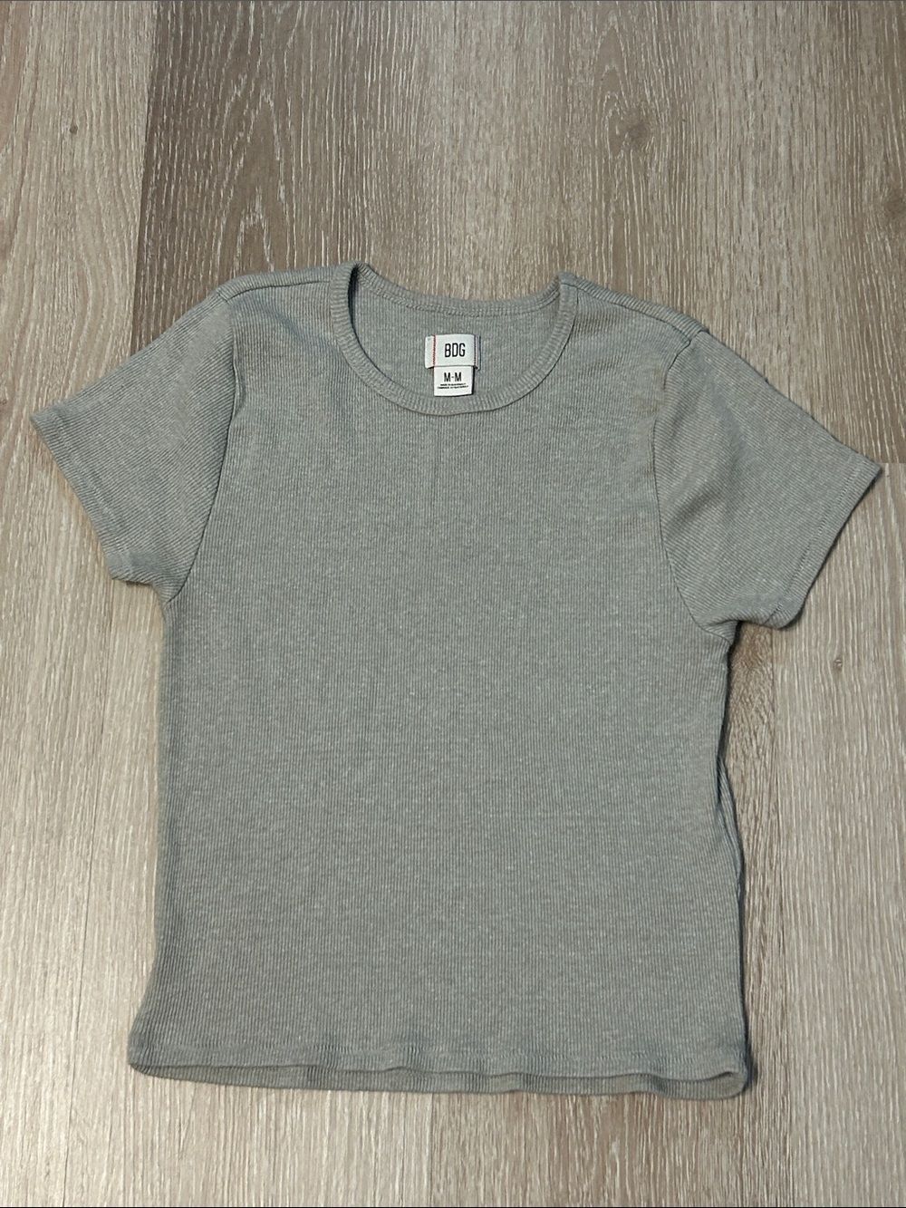 BDG Ribbed Short Sleeve Grey Cropped Baby Tee sz Medium